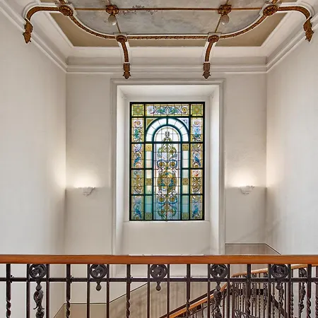 Two-room In Center 科莫